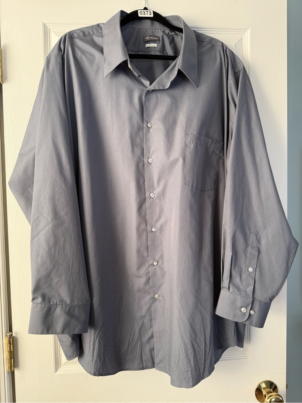Van Heusen Gray Long-Sleeve Dress Shirt